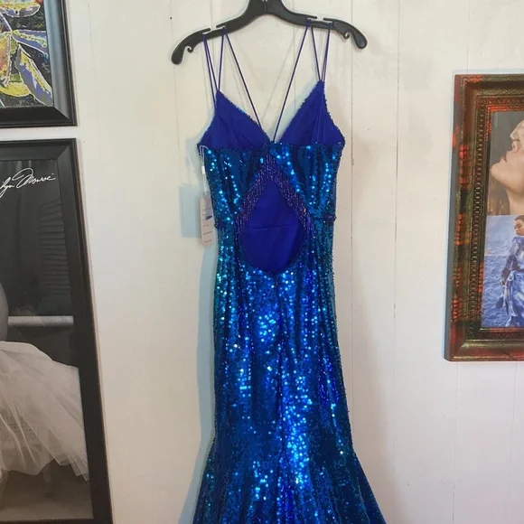 SUPER CUTE BY J.MICHAEL PROM GOWN NWT SIZE 8 GREAT PRICE!!! - Picture 10 of 17